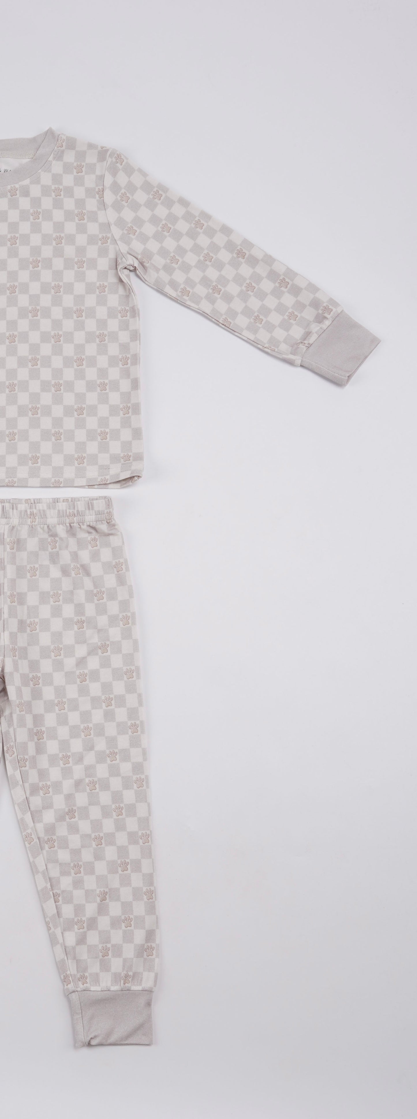 Neutral checkered paw prints